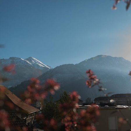 Bed & Bar No.8 - Adults Only Interlaken Exterior foto